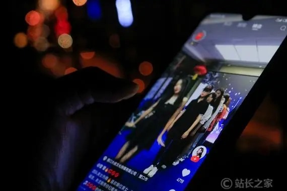 vivo手机如何下载两个快手？