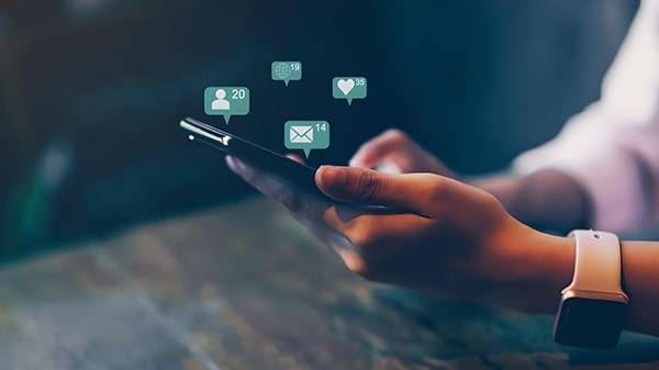 能玩的一对一聊天交友app?